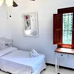 ゲストハウス Hotelito Suecia 2*