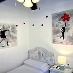 Hotelito Suecia ゲストハウス 2*
